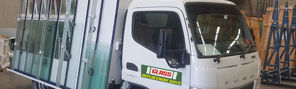Glass-Replacement-Guys-Home-Slider-New-Truck-V1