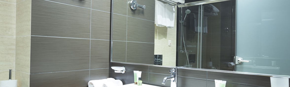 Unbreakable-Glass-Home-Slider-Mirror-2-V1